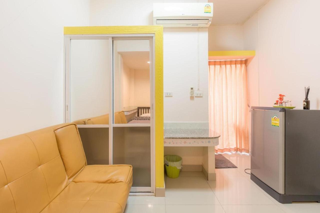 Oyo 75405 Ladda Place Μπανγκόκ Εξωτερικό φωτογραφία