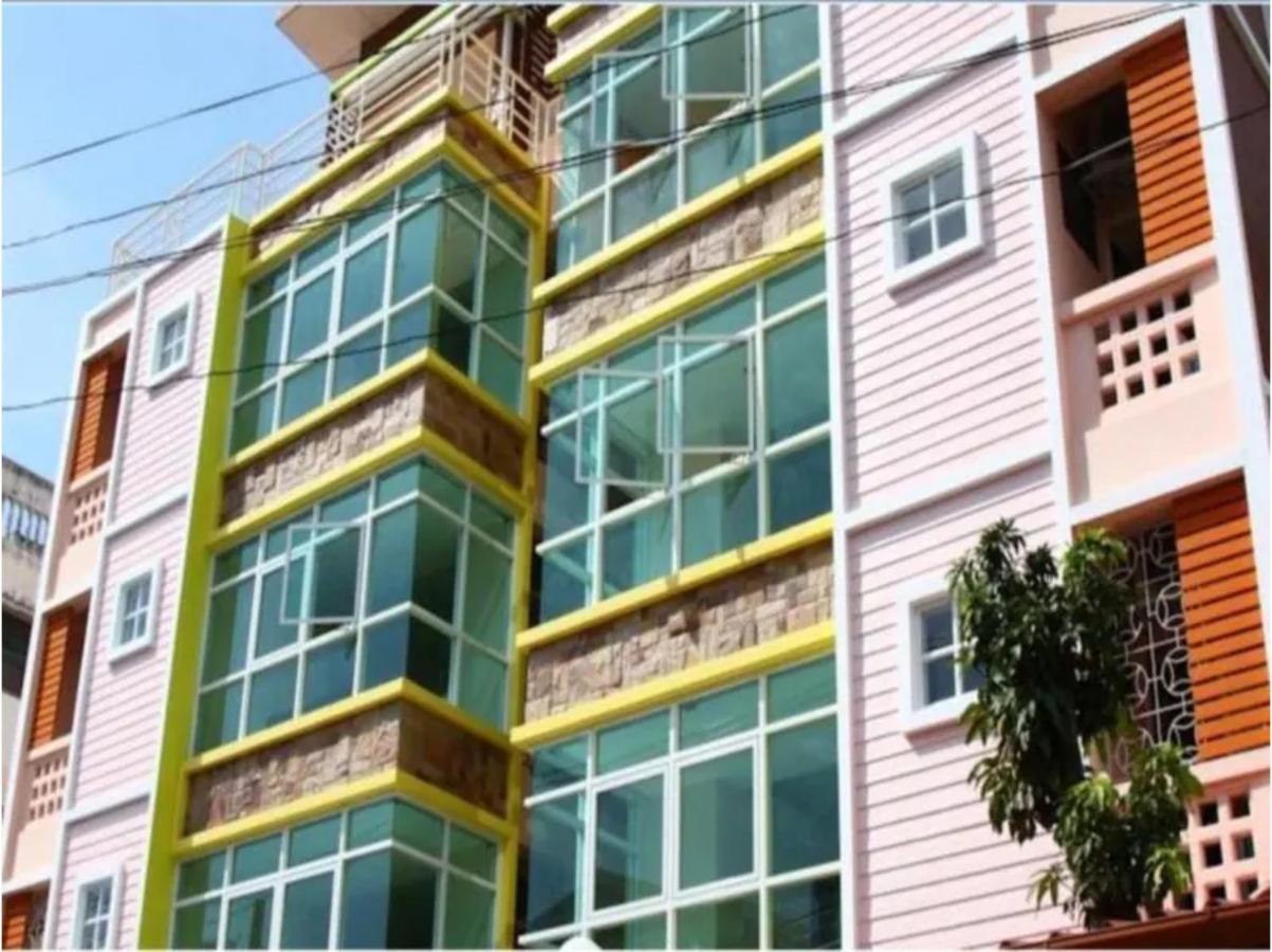 Oyo 75405 Ladda Place Μπανγκόκ Εξωτερικό φωτογραφία