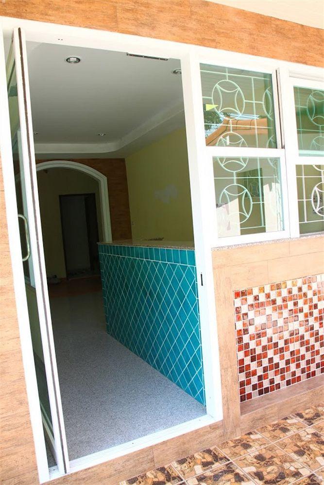 Oyo 75405 Ladda Place Μπανγκόκ Εξωτερικό φωτογραφία